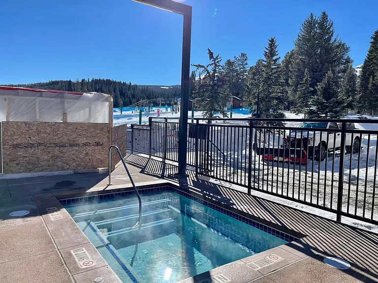 535 S Park Ave #ID1387661P — Photo 5