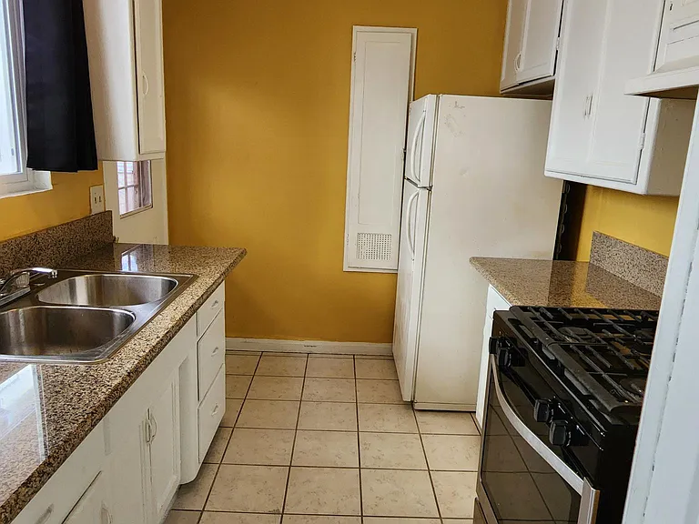 1252 S La Jolla Ave #2 — Photo 6