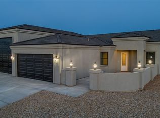6068 S Greenhorn Dr, Fort Mohave, AZ 86426