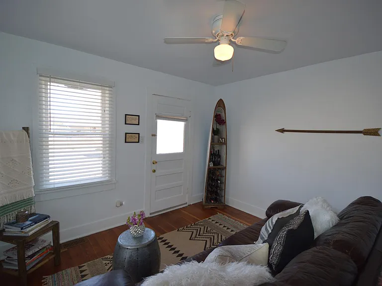 2043 Eaton St — Photo 12