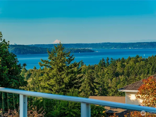 2301 Overview Drive NE, Tacoma, WA 98422