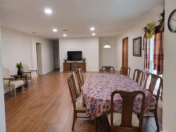 2nd image of 7319 Rising Brook Dr
