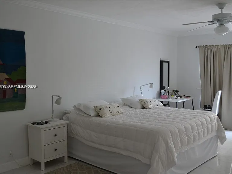 3850 Galt Ocean Dr #111 — Photo 10