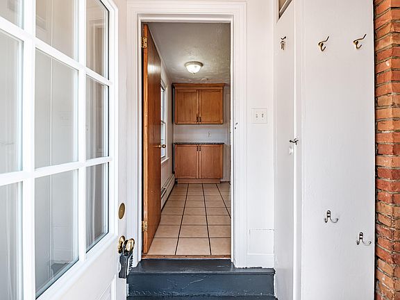 3rd image of 36 George Street