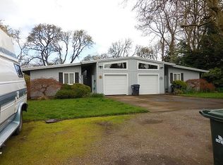 2055 Fairway Loop, Eugene, OR 97401