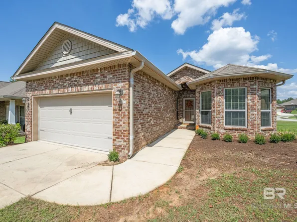 7741 Kari Ln, Daphne, AL 36526