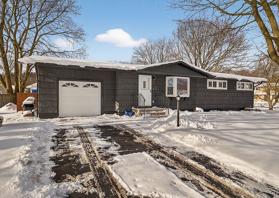1st image of 119 Gulino Ave