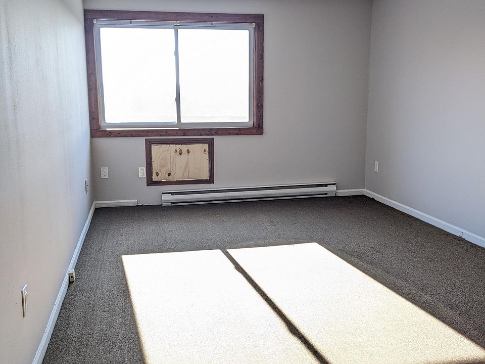 2nd image of 163 Mark Ln Unit 11