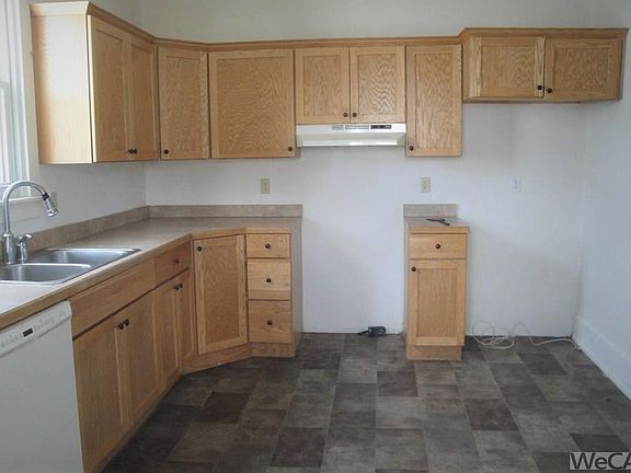5th image of 440 Vine St