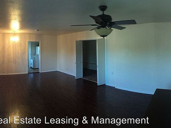 5th image of 1641 Silverwood Dr