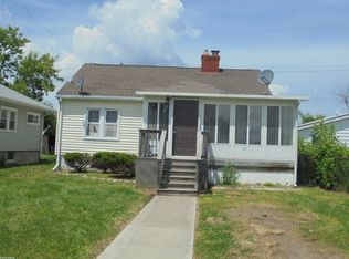 2027 Katherine St, Port Huron, MI 48060