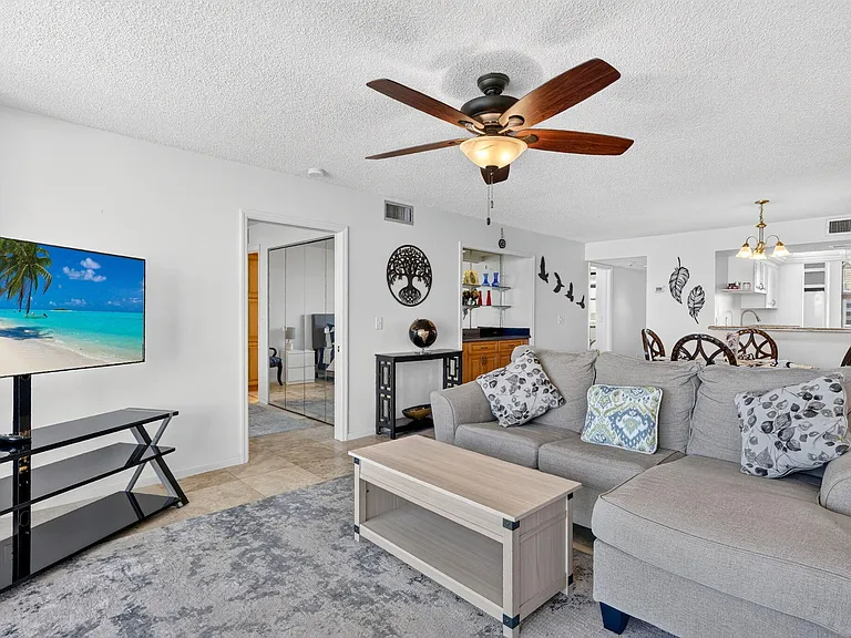 5061 N Highway A1A #705 — Photo 14