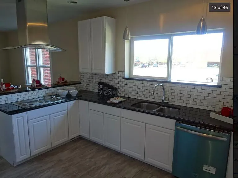2694 Fairfax St — Photo 10