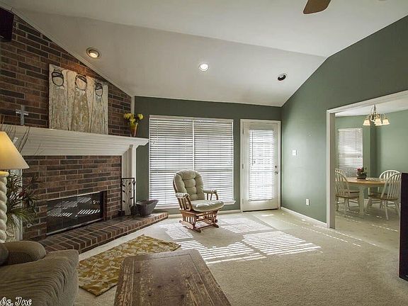 5th image of 12001 Cherry Laurel Dr