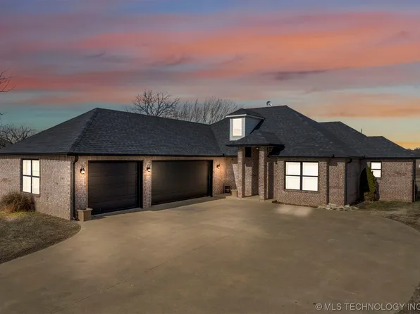 17160 Highland Dr, Claremore, OK 74017