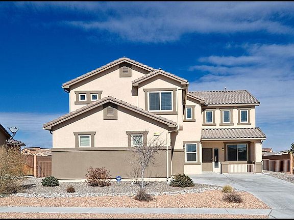 Beautiful, Spacious, Move-In Ready!