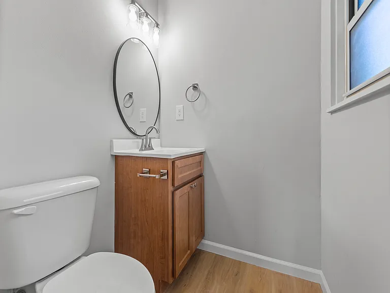 545 Patterson Ln — Photo 17