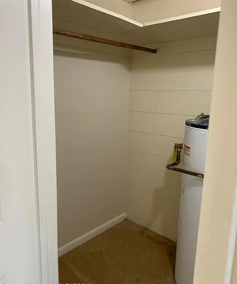 1708 Elm St — Photo 10