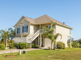 13842 Windlass Cir, Galveston, TX 77554