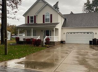 3289 Grandview Dr, Monroe, MI 48162