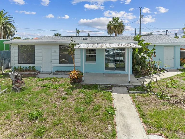 13428 Neptune Dr — Photo 30