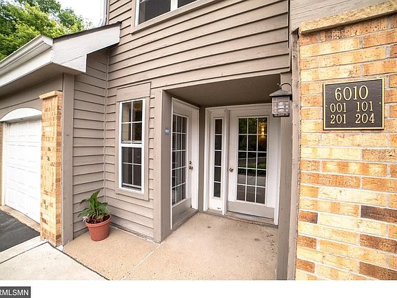 3rd image of 6010 Chasewood Pkwy APT 1