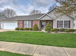 1030 Arbor Trl, Decatur, IL 62526