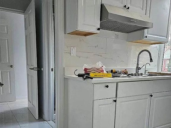2nd image of 14418 Negundo Ave