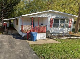 37 Apple Ln, Bourbonnais, IL 60914