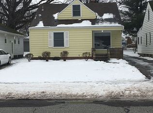 2811 Park Dr, Parma, OH