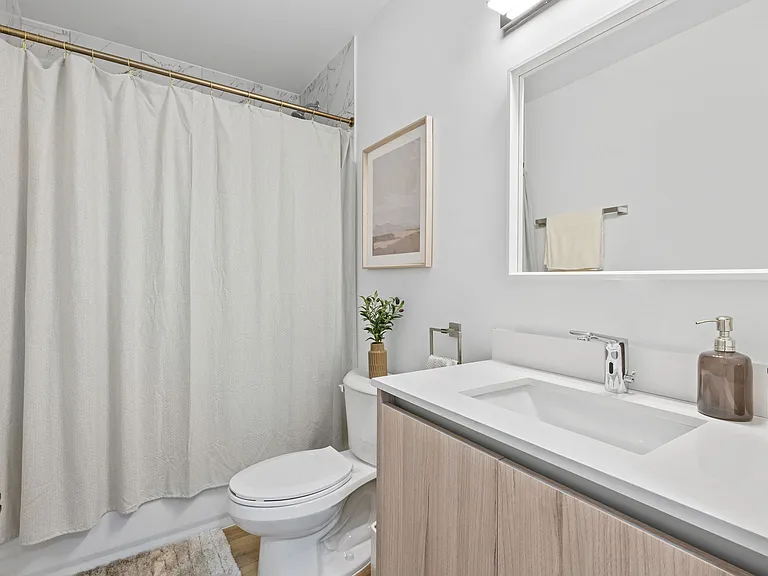 1542 NW 2nd St #209 — Photo 16