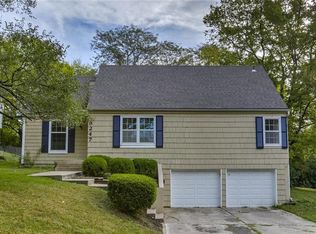 9247 Main St, Kansas City, MO 64114