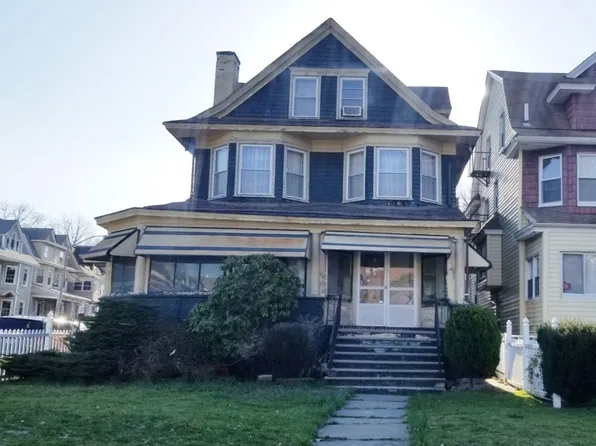 80 N Oraton Pkwy, East Orange, NJ 07017