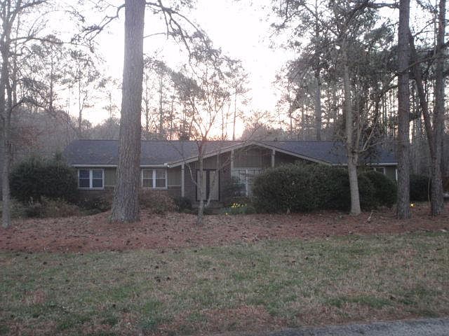 1st image of 104 Little Brook Dr