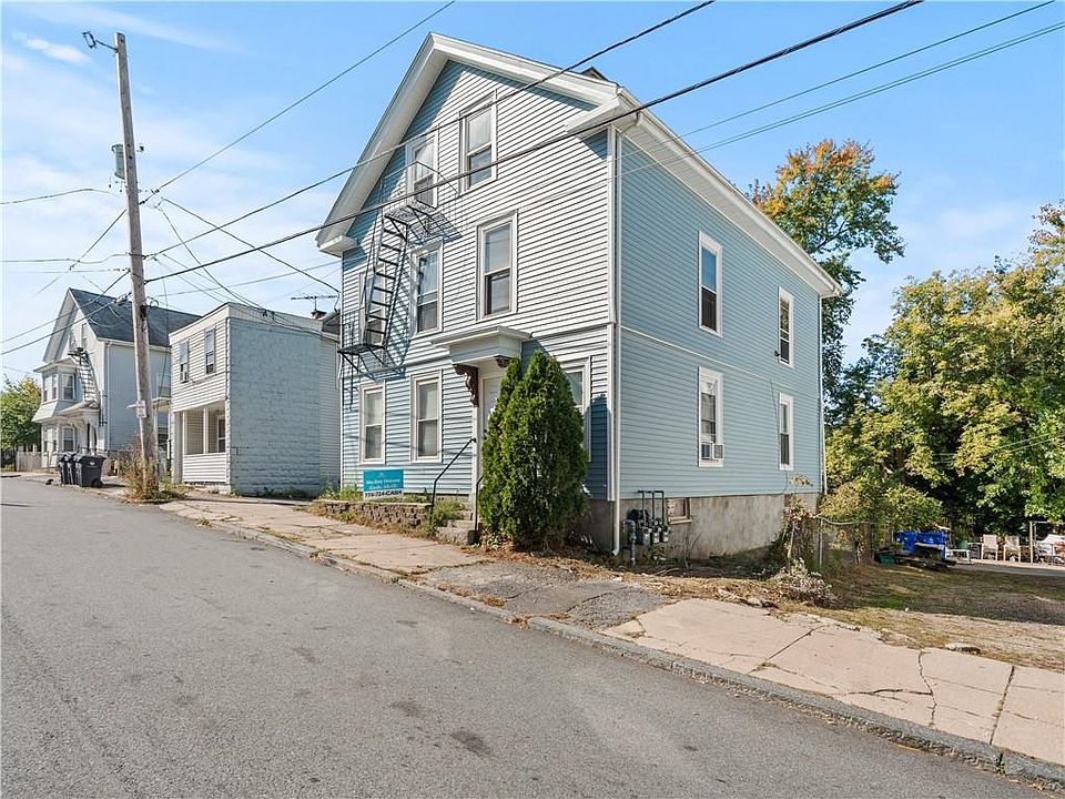 62 Branch St, Pawtucket, RI 02860 | Zillow