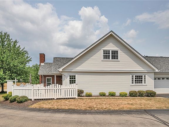 3rd image of 5011 Whispering Pines Ln