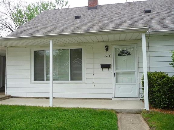 3rd image of 1216 N Congress St