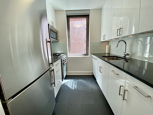 Rented by Keller Williams NYC | media 21