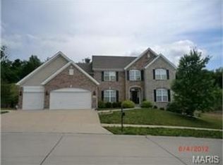 726 Hesemann Ridge Ct, Ballwin, MO 63021