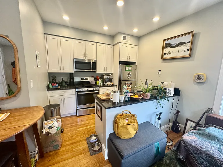 405 S Huntington Ave #2R — Photo 37