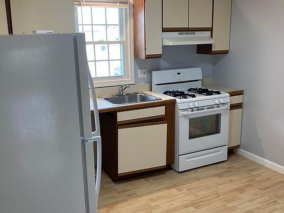 5th image of 14 Saratoga Ave APT 6