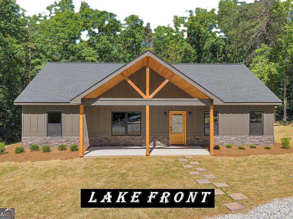 1st image of 390 Champayne Trl
