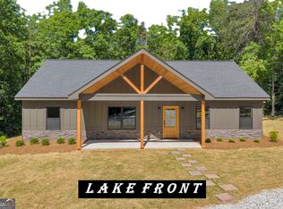 390 Champayne Trl, Hartwell, GA 30643