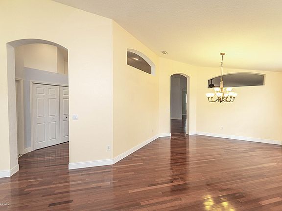 3rd image of 3291 Deer Lakes Dr