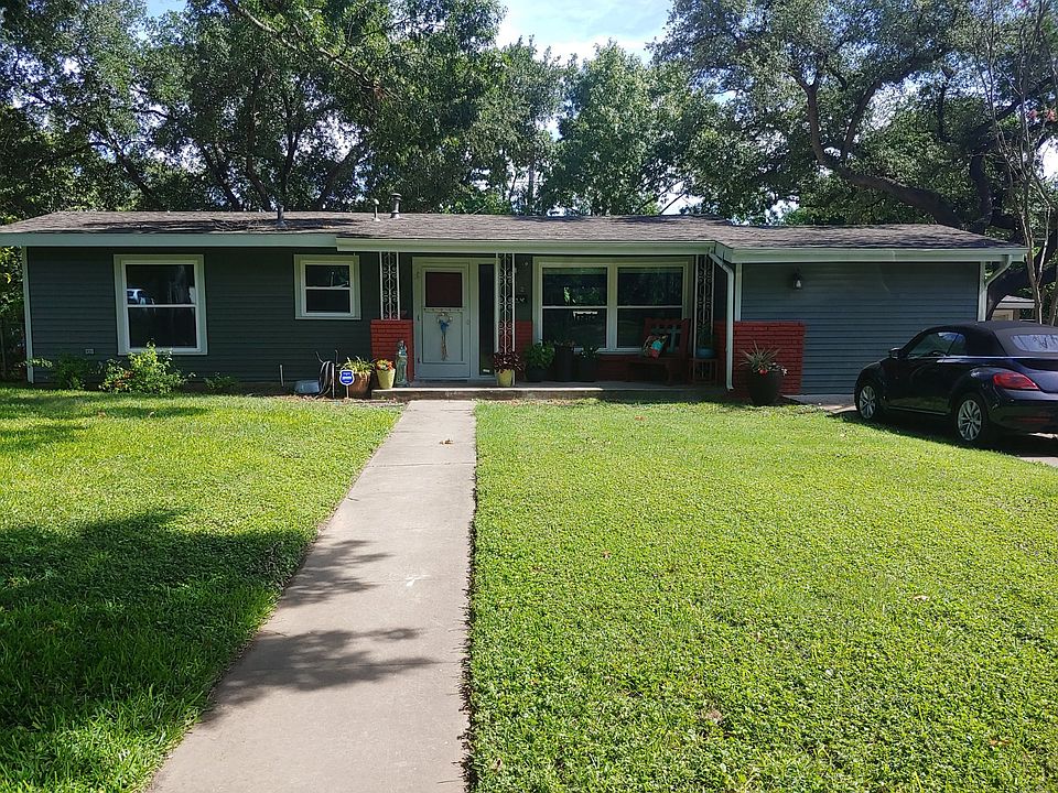 1st image of 522 Blakeley Dr