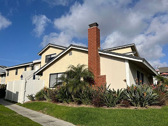 3rd image of 17111 Harbor Bluffs Cir APT C