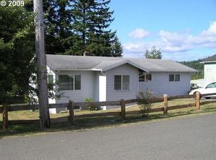 93651 Sunnyvale Ln, Coos Bay, OR 97420