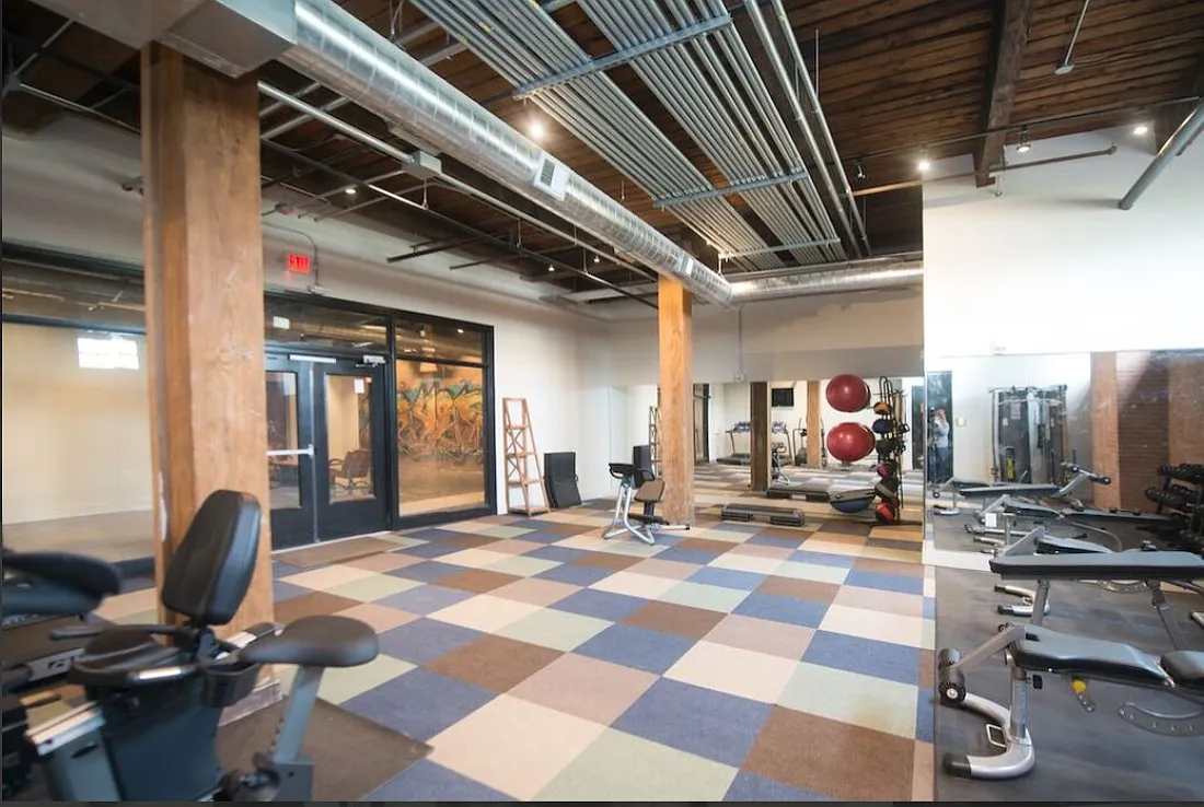 Sampson Lofts — Photo 4