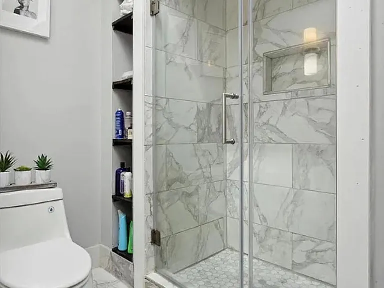 5424 Diamond St #2 — Photo 2