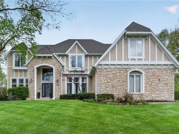 13118 Lamar Ave, Overland Park, KS 66209